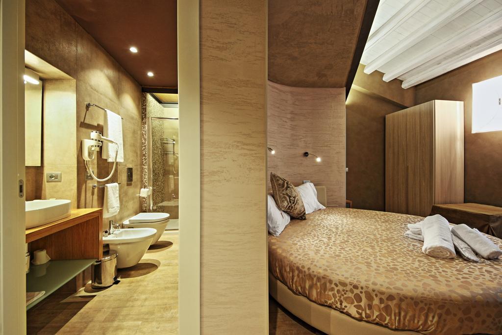 Notti O' Tunn Luxury Rooms In Centro Geraci Siculo Exterior photo